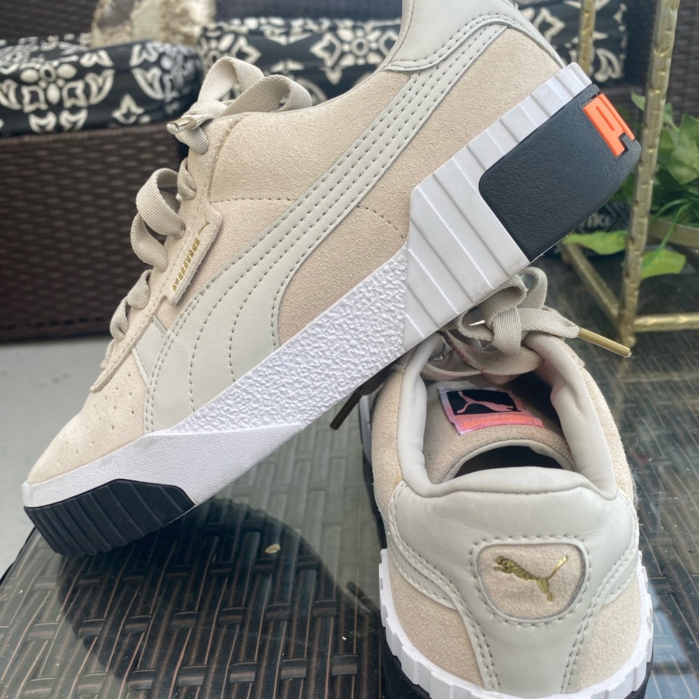 Women Puma Sneakers